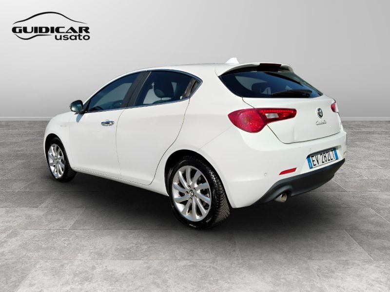 GuidiCar - ALFA ROMEO Giulietta 2014 Giulietta 1.6 jtdm Exclusive E5+ Usato